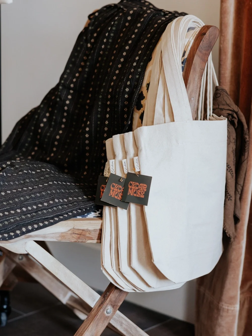 Basic Canvas Tote Bag NWT